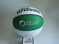 英雄联盟客户端下载-达拉斯独行侠内部会议纪要流出——窗口期调整名单，社区盾使命明确，心理建设被强调(洛杉矶湖人对阵达拉斯独行侠)